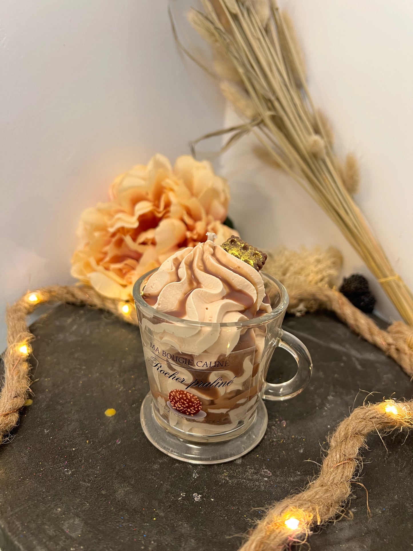 Bougie chantilly parfum ROCHER PRALINÉ