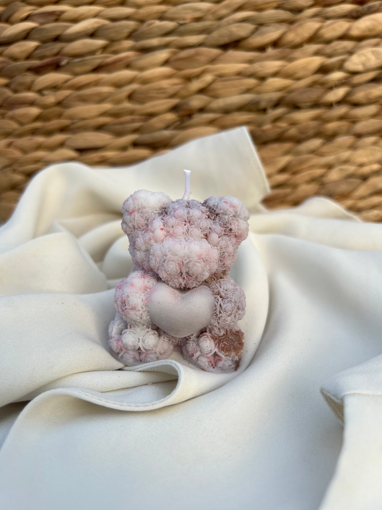 Bougie petit ourson fleurie parfum CARAMEL BEURRE SALÉ