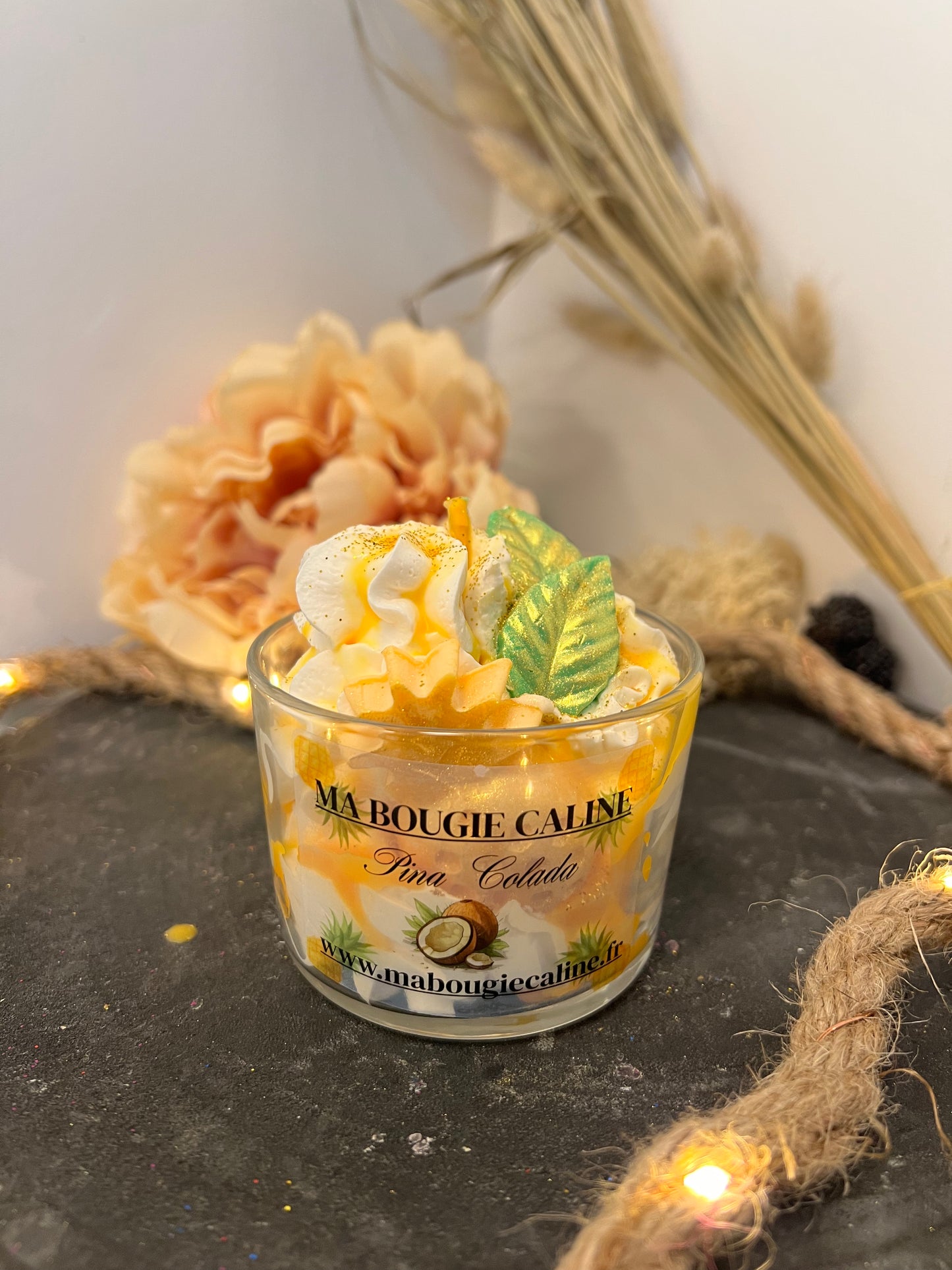 La bougie chantilly parfum Pina Colada