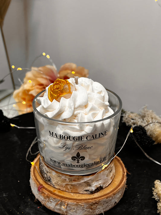 Bougie chantilly parfum Lys Blanc